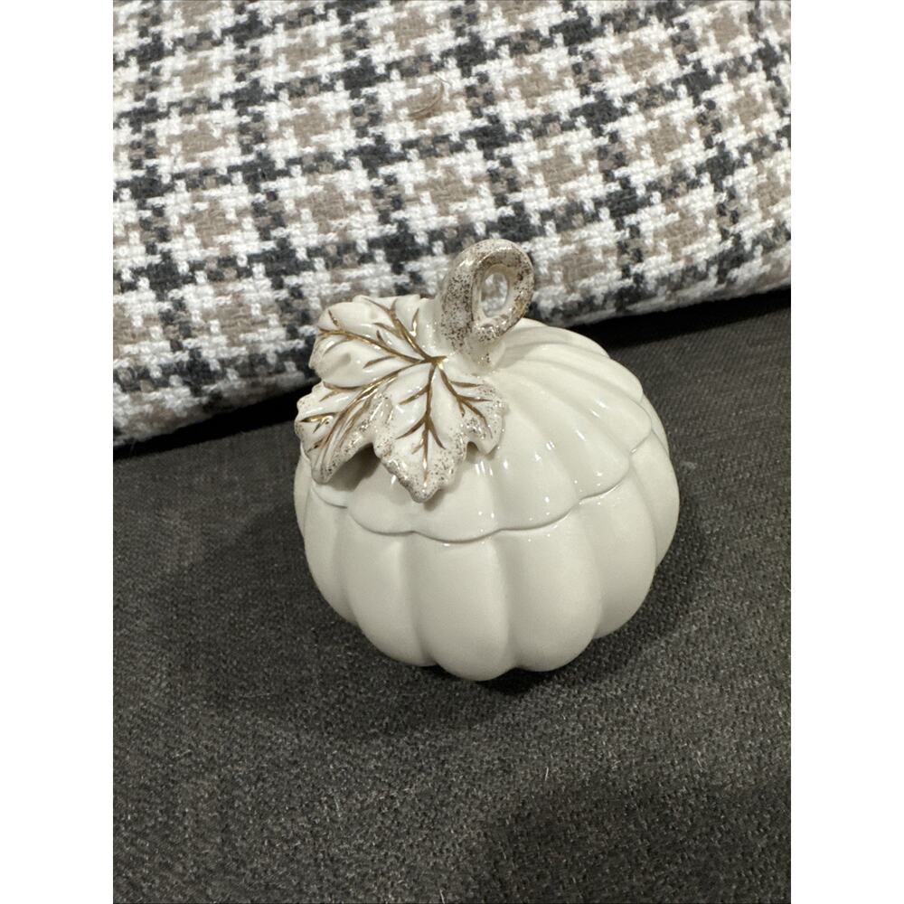 LENOX PUMPKIN COVERED BOX 3.25"